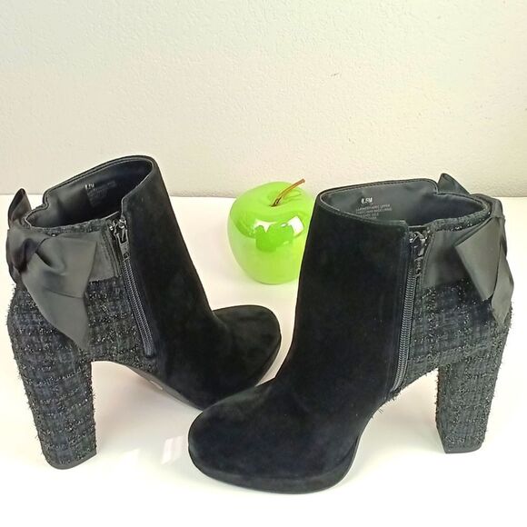 Copper Key Women's "Curtsy" black suede bow tie back tweed booties sz 8.5M - Picture 5 of 10